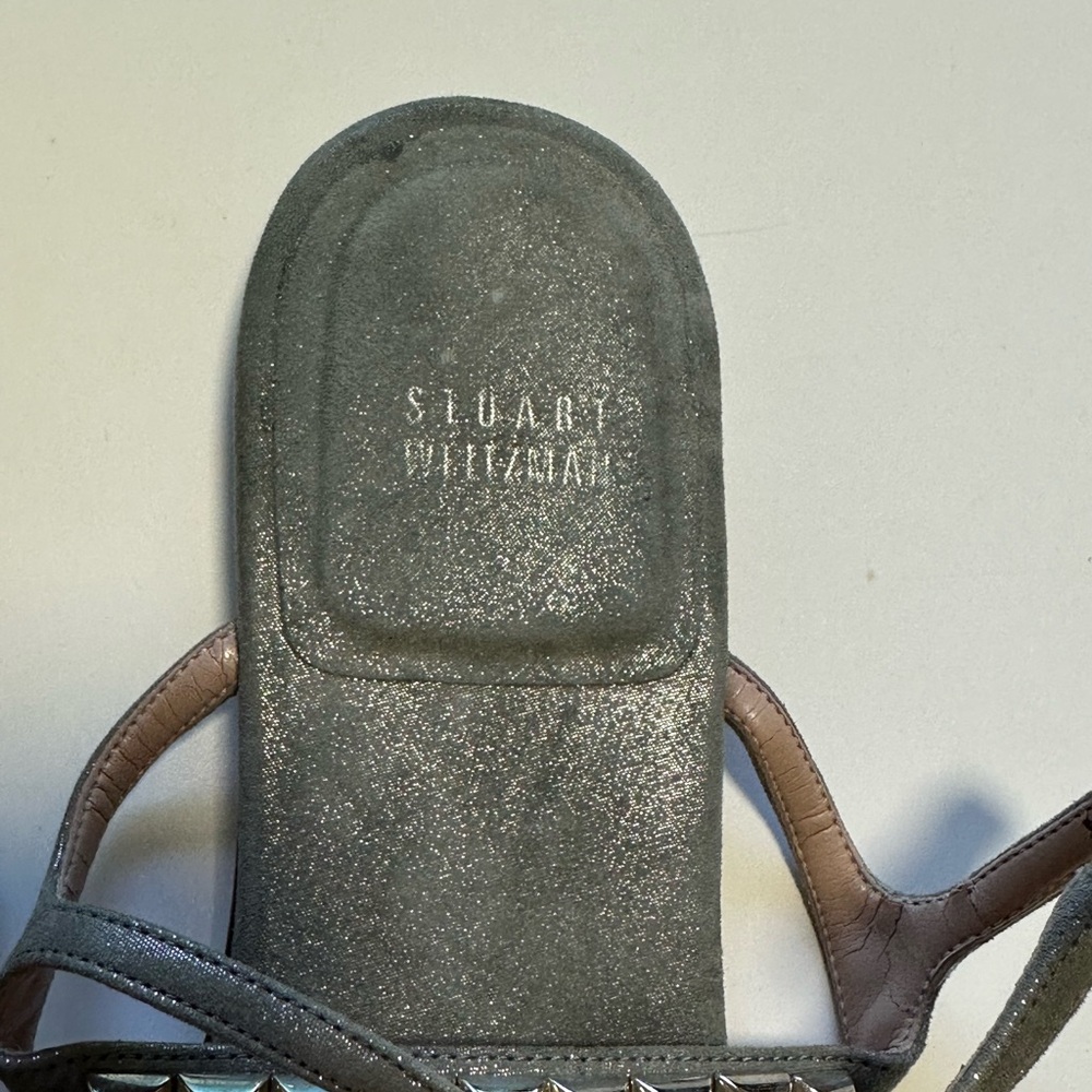 Stuart Weitzman Pyramids Thong Sandal 8 M Black Leather  Pre Owned - Picture 3 of 7